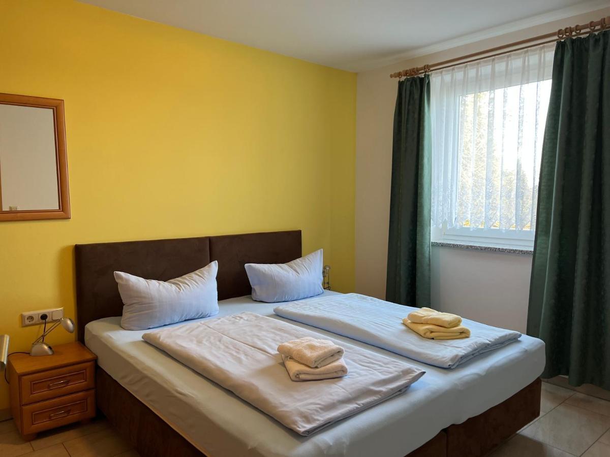 Gaststaette & Pension Waldschloesschen Обергоф Екстер'єр фото