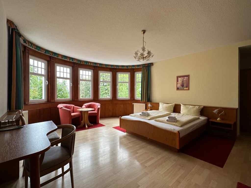 Gaststaette & Pension Waldschloesschen Обергоф Екстер'єр фото