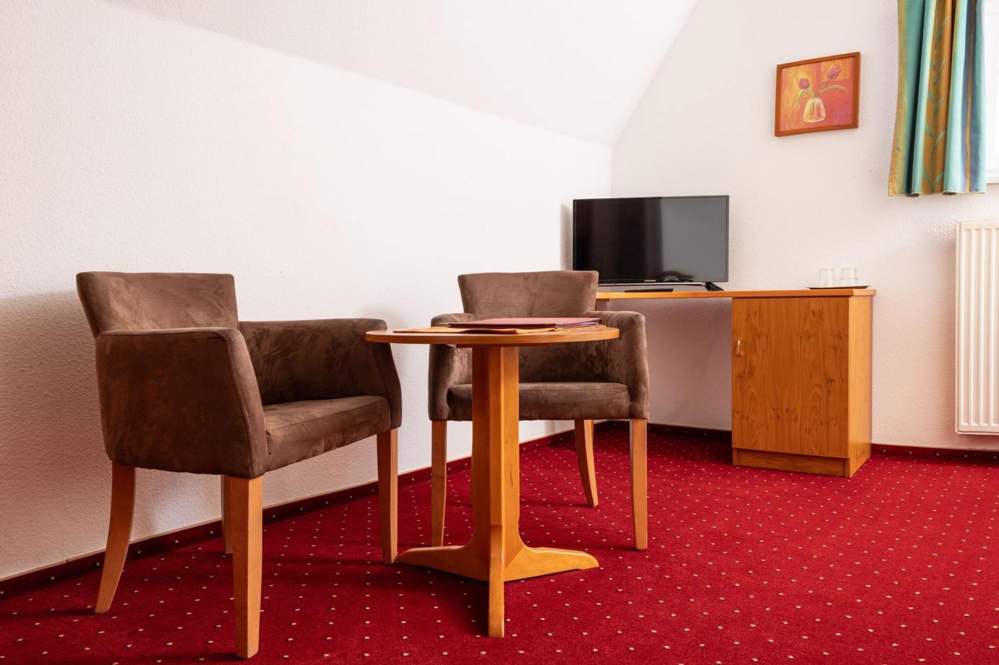 Gaststaette & Pension Waldschloesschen Обергоф Екстер'єр фото